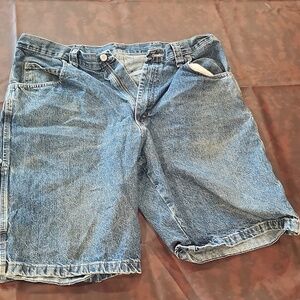 M Blue Wrangler Jean Shorts Sz W36